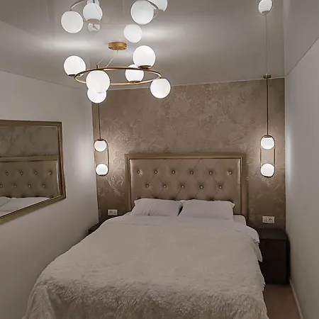 Colt De Lux Urban Apartment